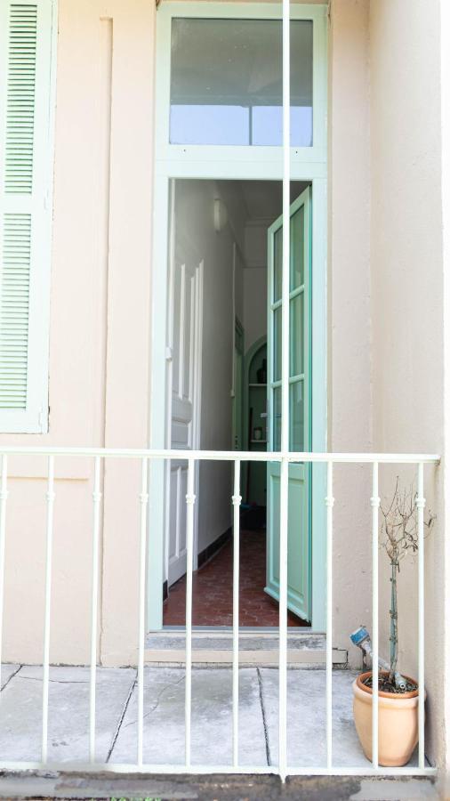 Le Petit Provencal Apartment Nimes Bagian luar foto
