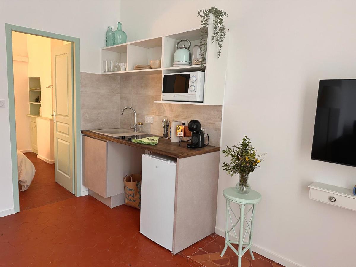 Le Petit Provencal Apartment Nimes Bagian luar foto