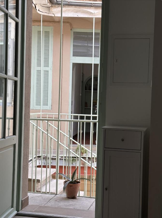 Le Petit Provencal Apartment Nimes Bagian luar foto